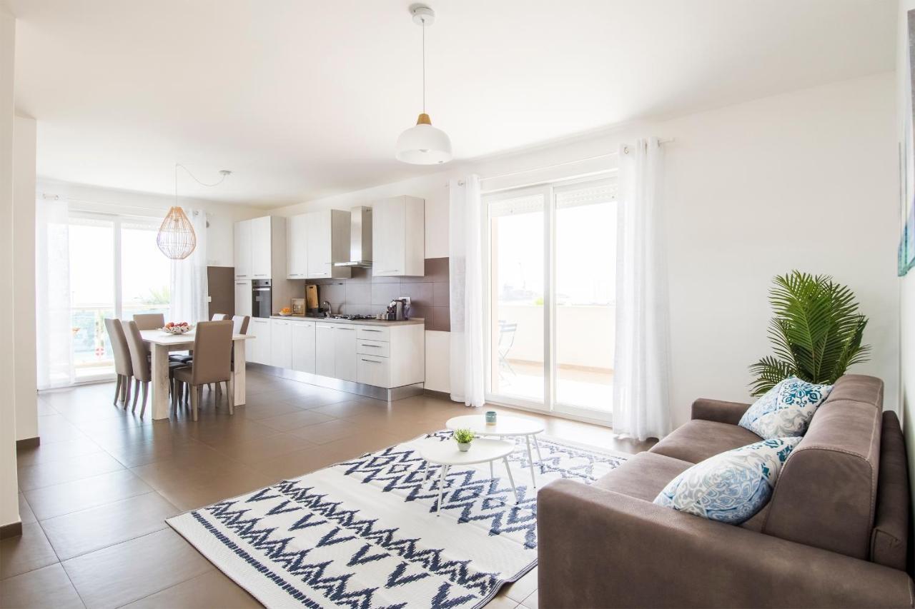 Casa Tiziana - Apulianstay Group Монополи Экстерьер фото